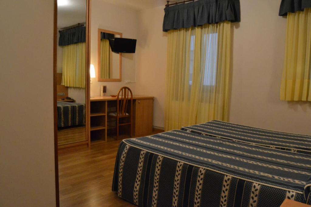 Hotel Las Anclas เอล อัสตีเญโร ภายนอก รูปภาพ