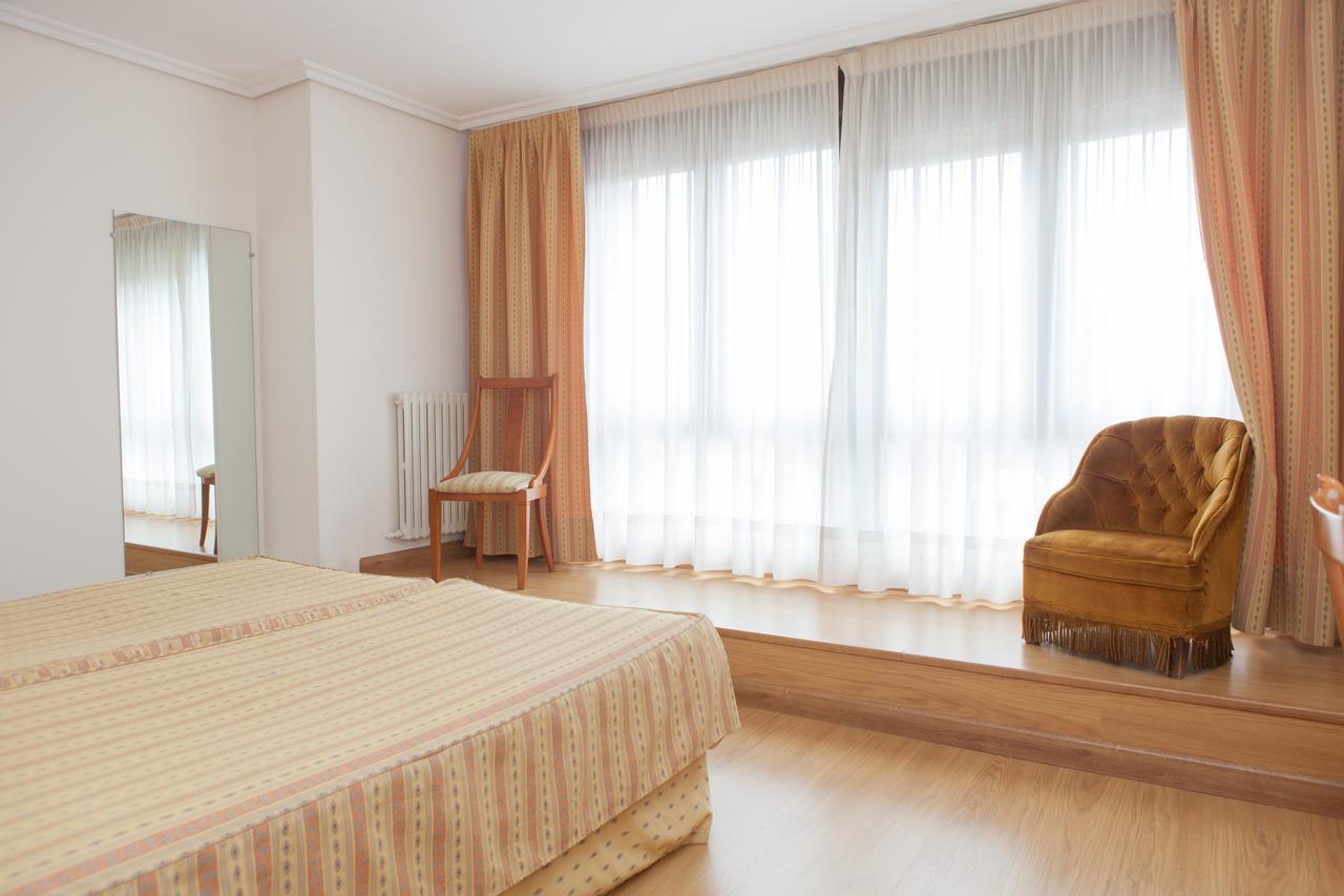 Hotel Las Anclas เอล อัสตีเญโร ภายนอก รูปภาพ