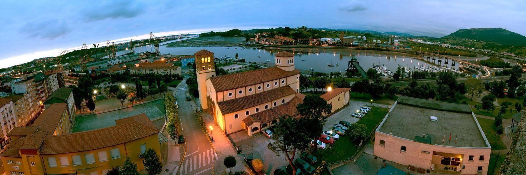 Hotel Las Anclas เอล อัสตีเญโร ภายนอก รูปภาพ